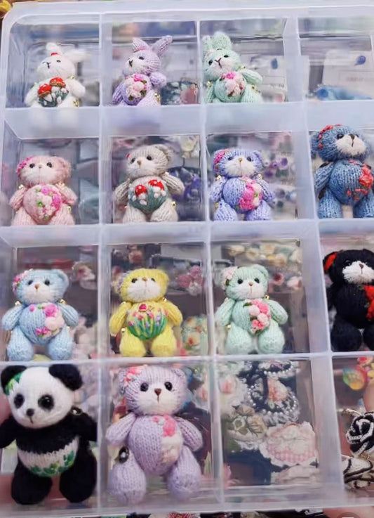 embroidery bears only bear(can be made in brooch/phone chain/neck chain)