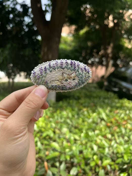 cat embroidery hair clip with diamonds around