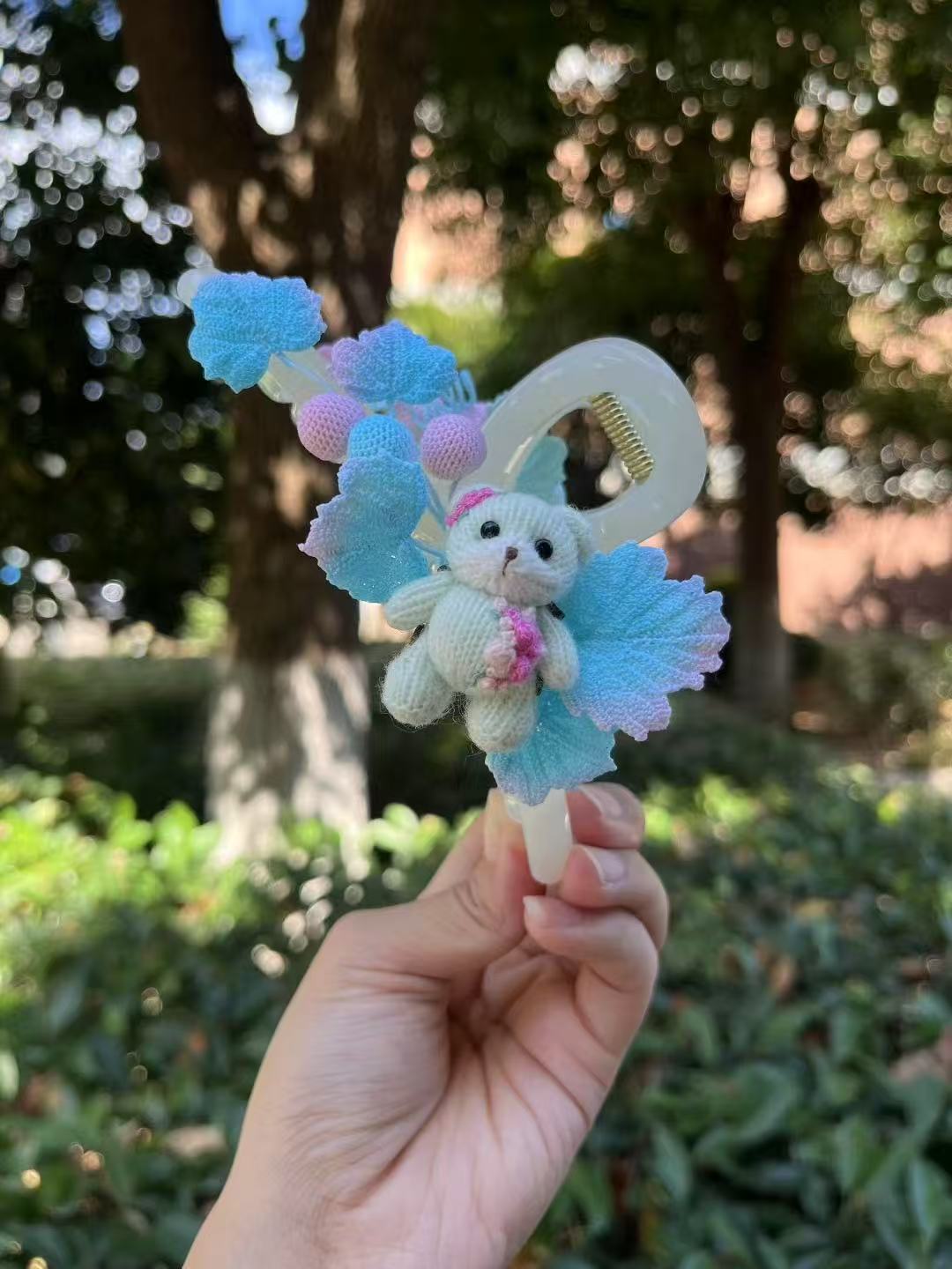 Customized micro crochet bears hair claw clips