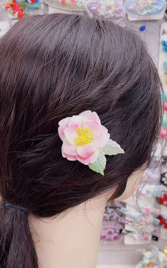 micro crochet Camellia brooch and clip(double usages)